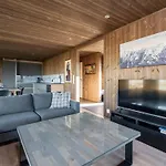 בית נופש Modern High Standard Ski-in Out האפג'ל